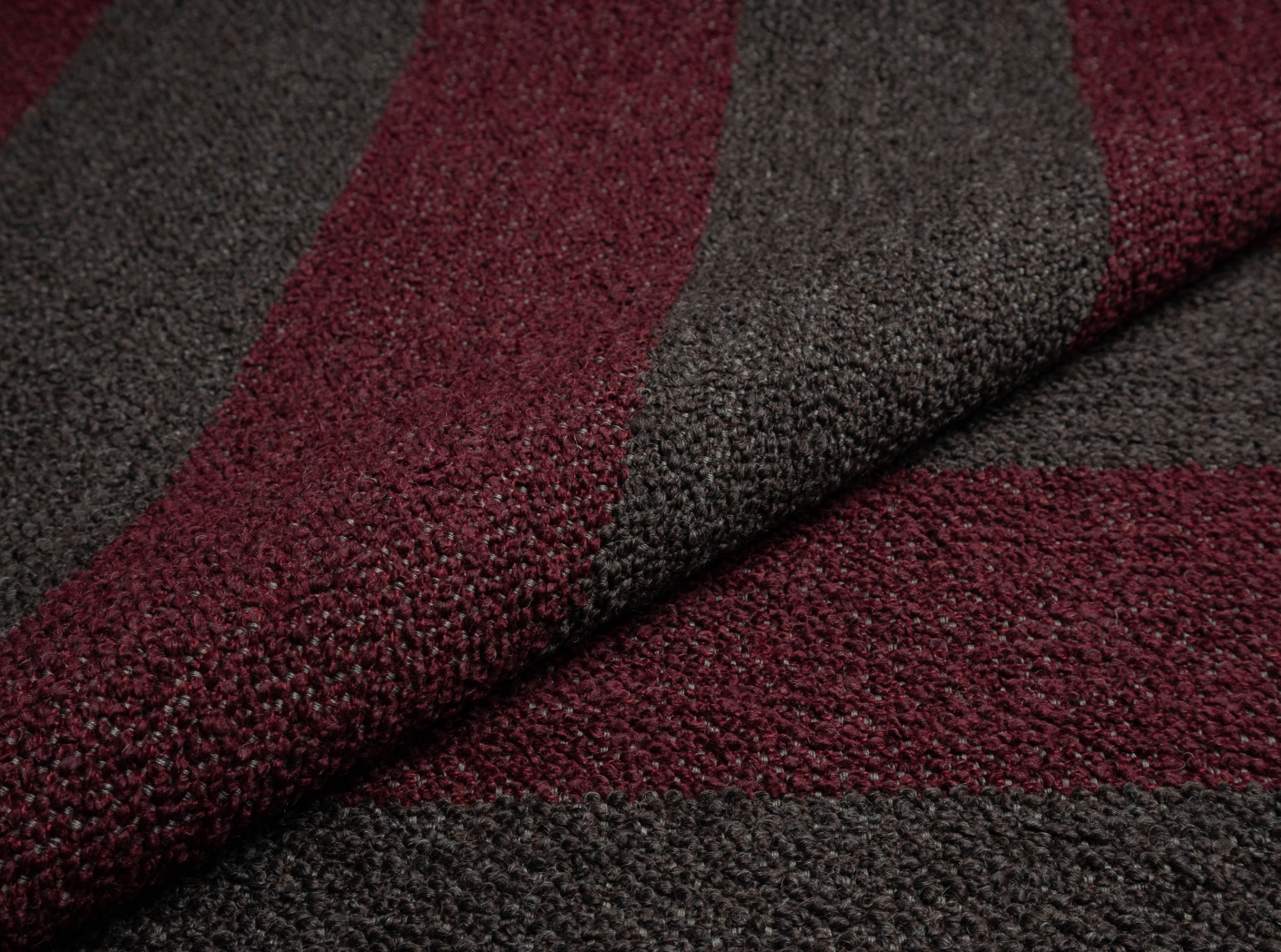 Barnum Stripe - 22 Burgundy/Shale